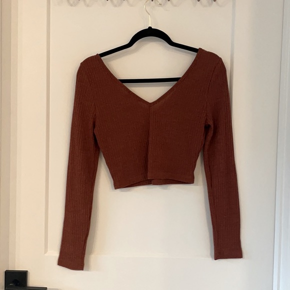 Cropped Rib Knit Sweater - Picture 3 of 3
